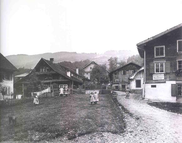 Schulhaus an der Kropfgasse