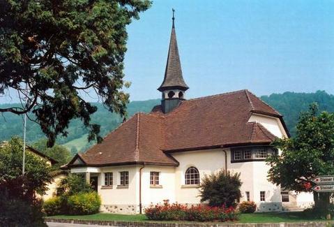 Die evangelisch-reformierte Mirjamkirche wurde 1914 unter erheblichen Frondiensteinsätzen der in Malters ansässigen Glaubensangehörigen erbaut. Die Bauparzelle stellte die Firma Steiner zur Verfügung. 1965 wurde im Untergeschoss ein Gemeindesaal eingebaut. Seit 1974 verfügt die Kirche über eine neue Orgel und seit 1986 über zwei eigene Kirchenglocken, die auf das Geläut der Katholischen Pfarrkirche abgestimmt sind.