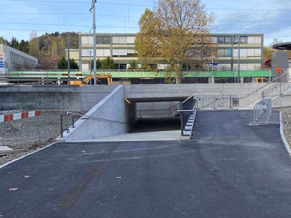 Neue Personenunterführung beim Bahnhof Ittigen.