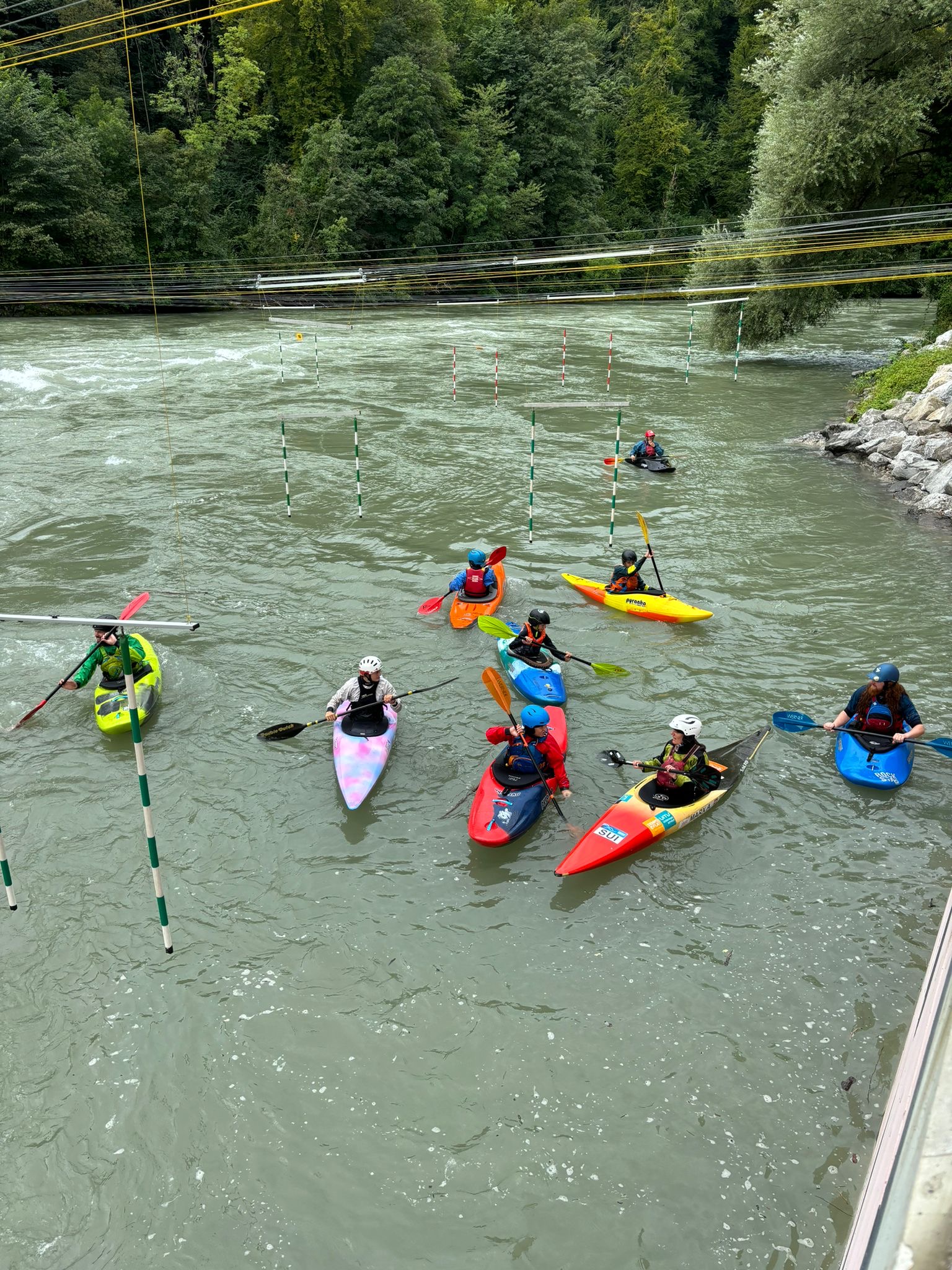 Kanu-Training auf der Aare.