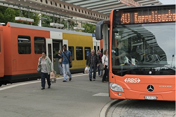 Bild zum Thema öffentlicher Verkehr