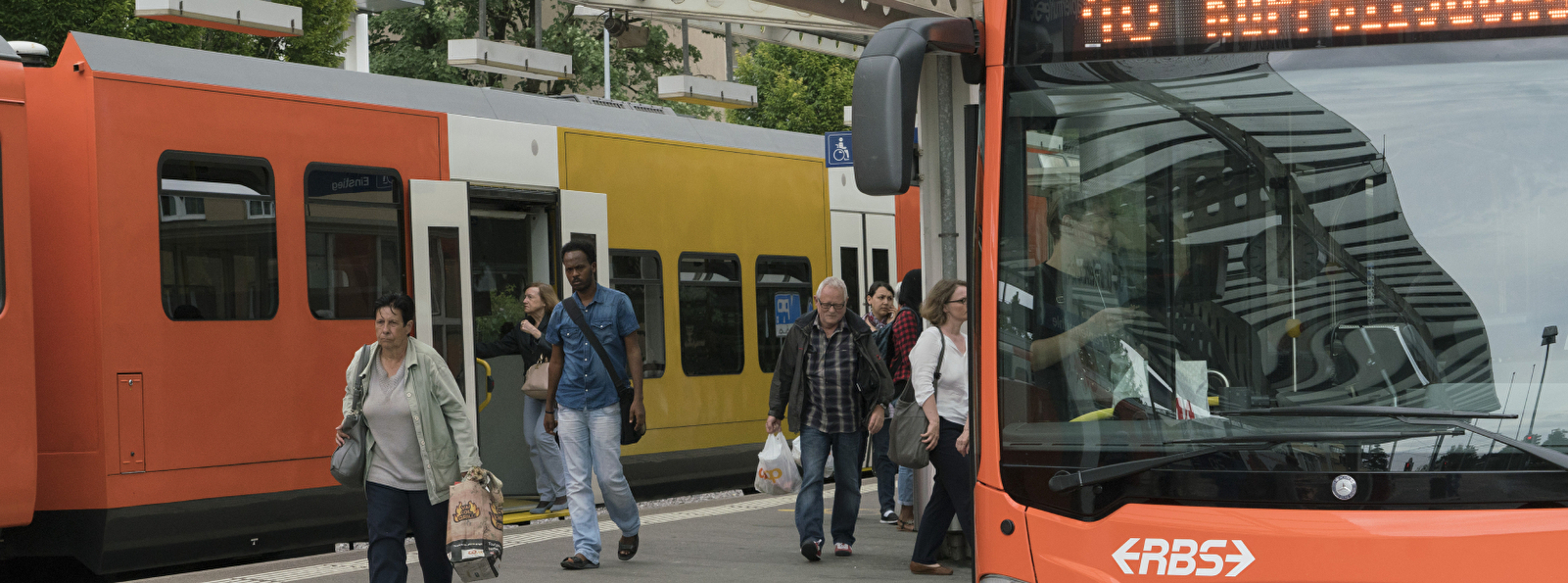 Bild zum Thema öffentlicher Verkehr