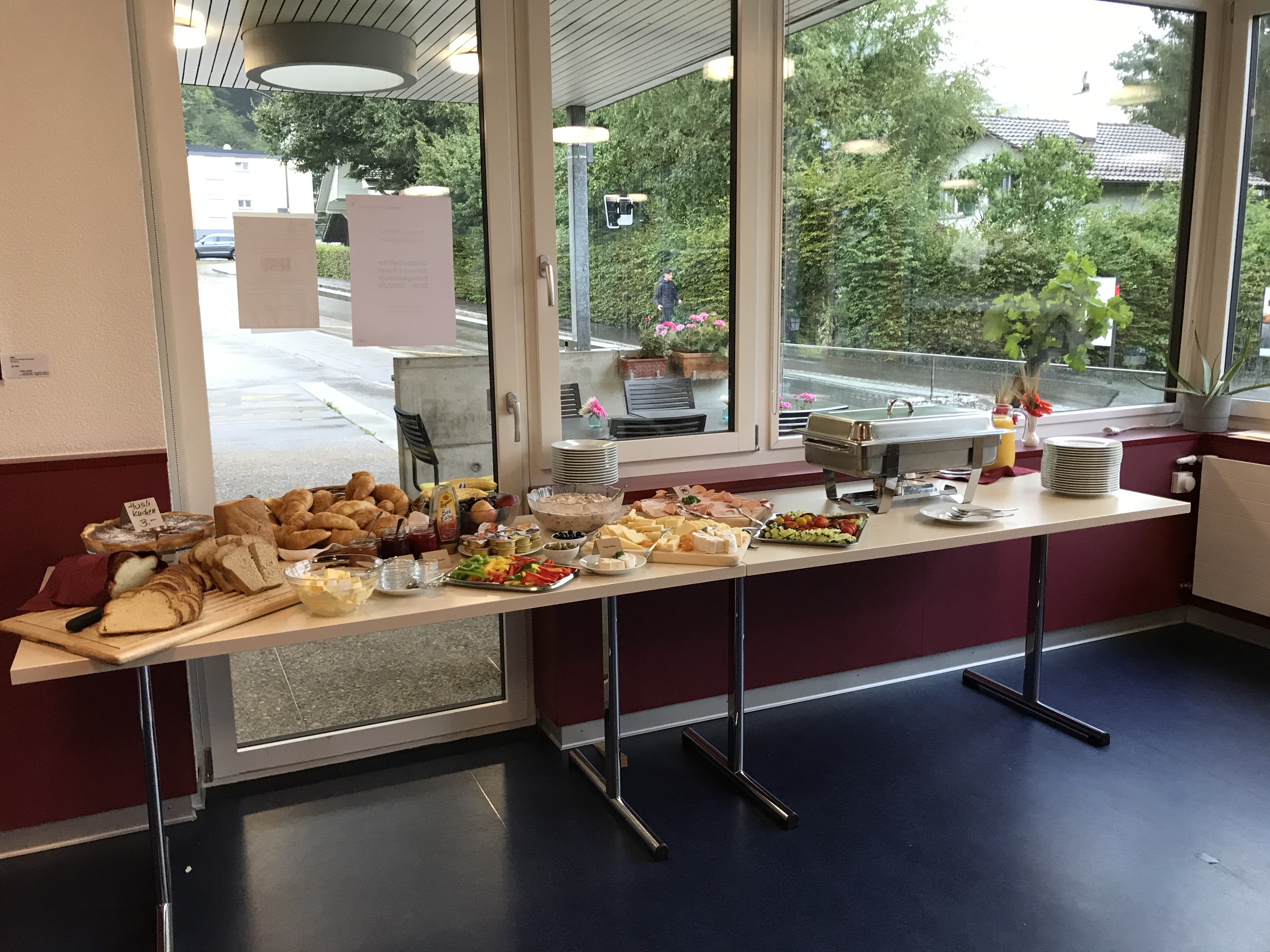 Einladendes Brunch-Buffet im ChäppuTräff.
