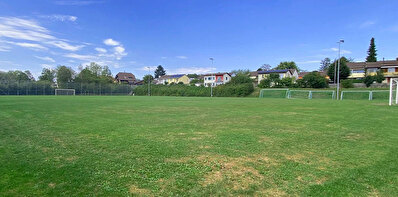 Fussballplatz des Oberstufenzentrums Rain.