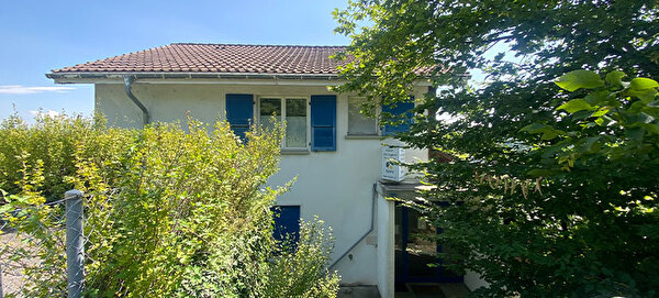 Gebäude der Kinder- und Jugendfachstelle in der Gemeinde Ittigen.