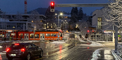Bahnhof Papiermühle im Winter.