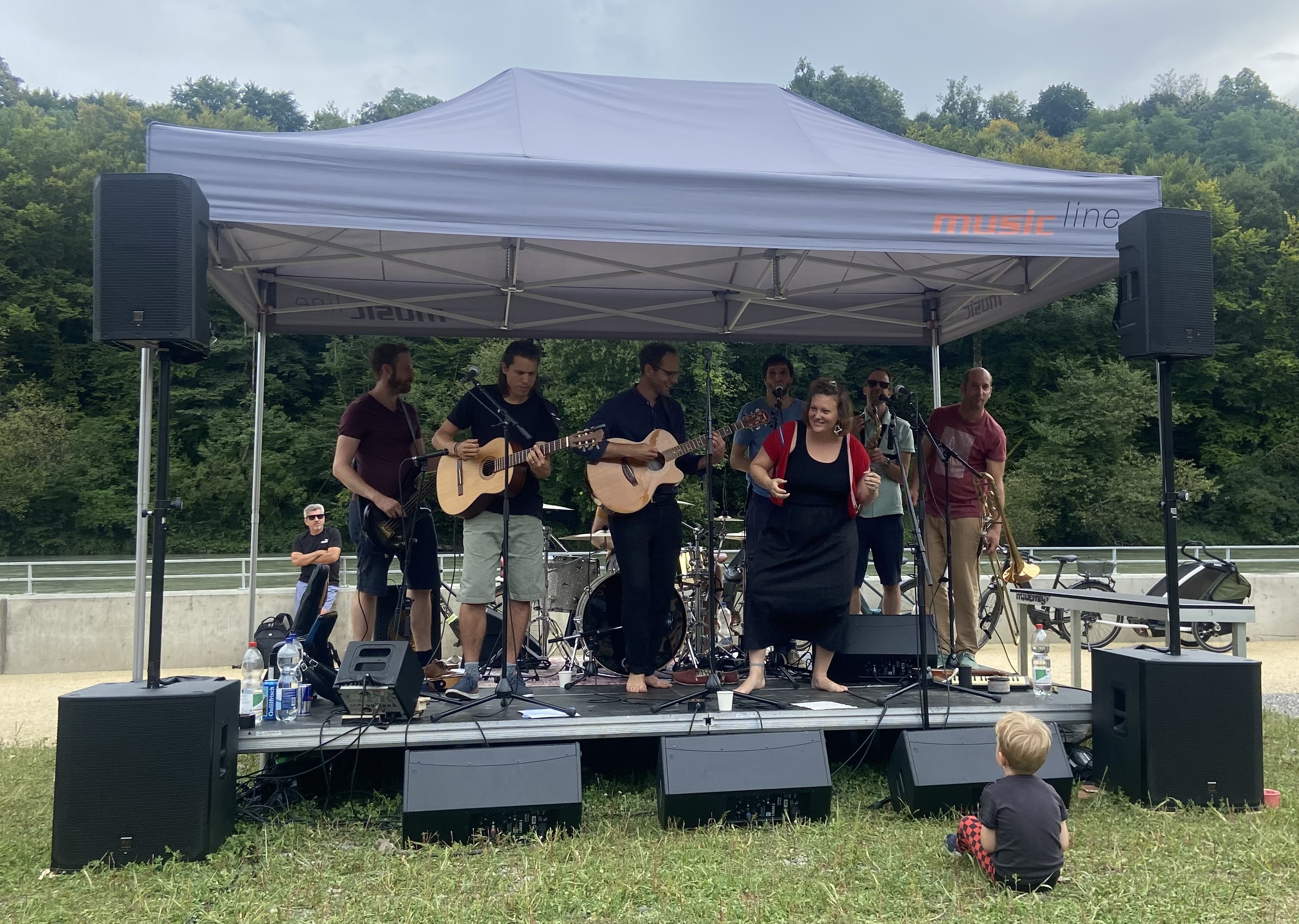 Die Band Sibill et Les Beaux.