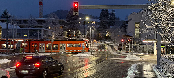 Bahnhof Papiermühle im Winter.
