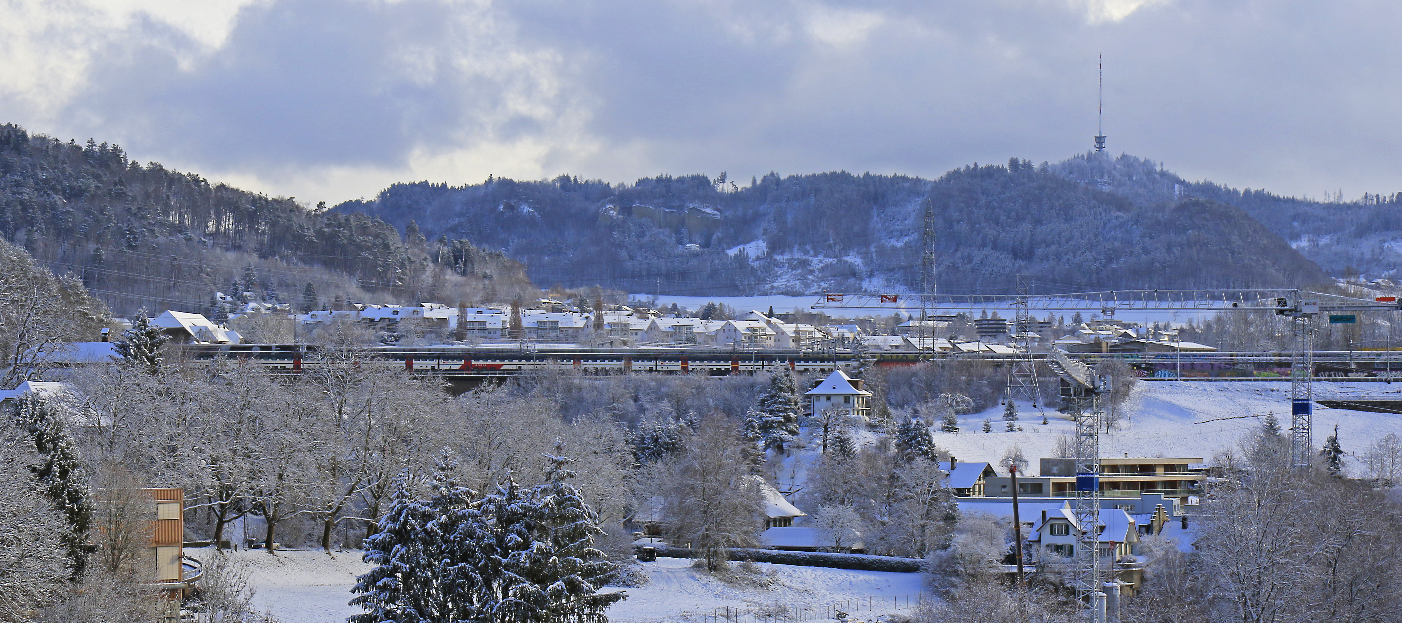 SBB-Bahn mit Bantiger