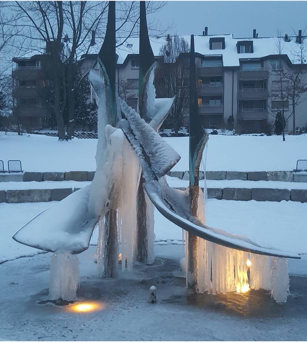 Brunnen im Park Jurastrasse
