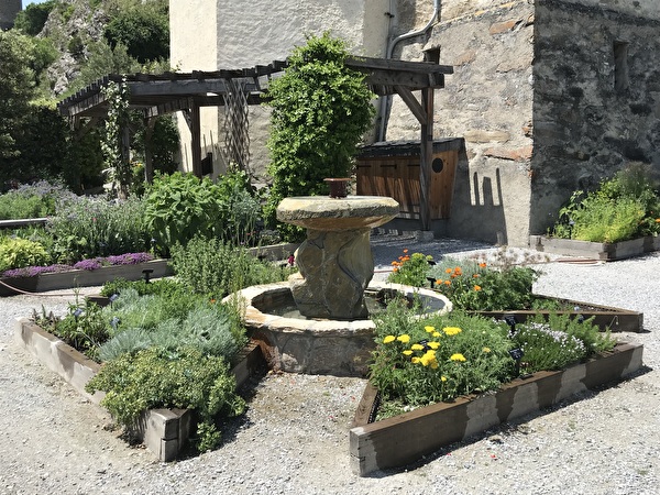 Jardin d'inspiration médiévale