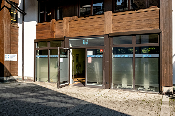 Gebäude Pysiothearpie, Osteopathie und Fitness