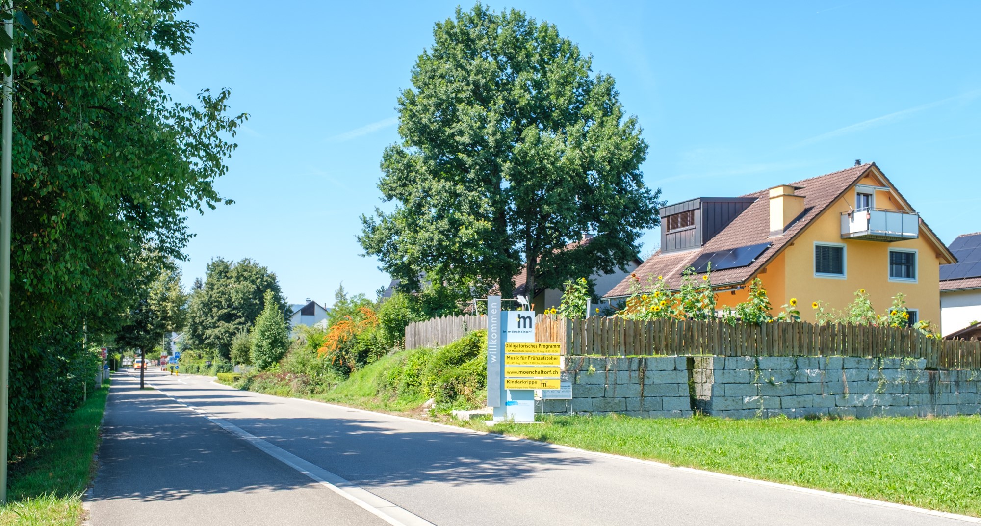 Bild der Dorfeingangstafel beim Werkhof