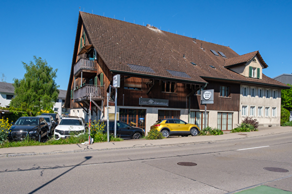 Gebäude Garage Mönchaltorf AG