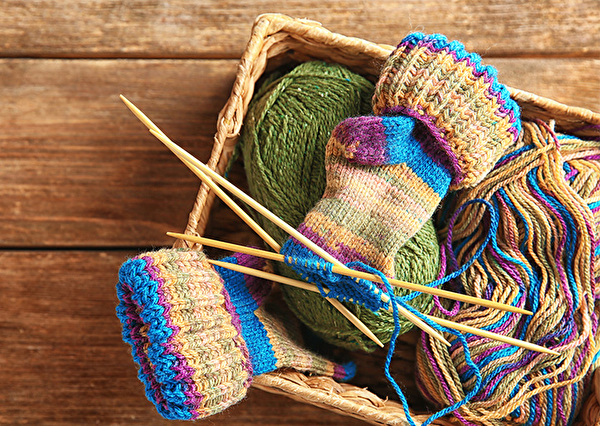 Bild Wolle und Stricknadeln