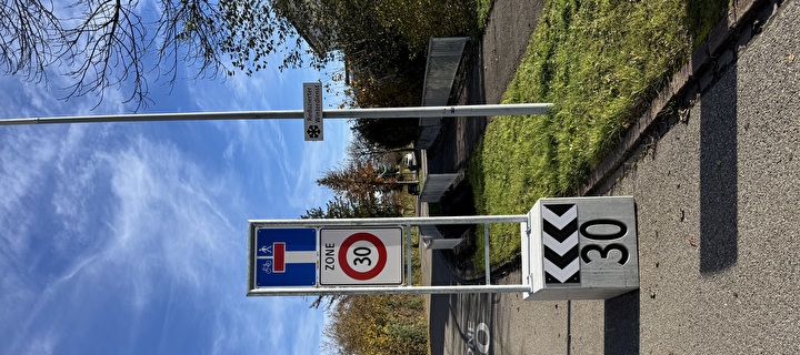 Bild einer Eingangspforte Tempo 30