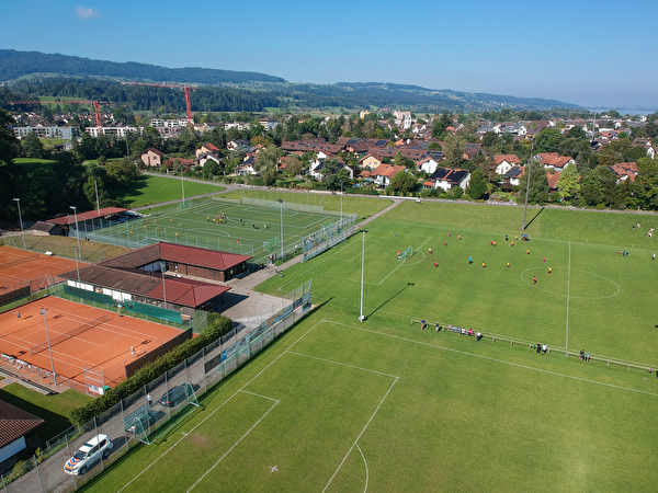 Drohne Bild von der Sportanlage Schwerzi