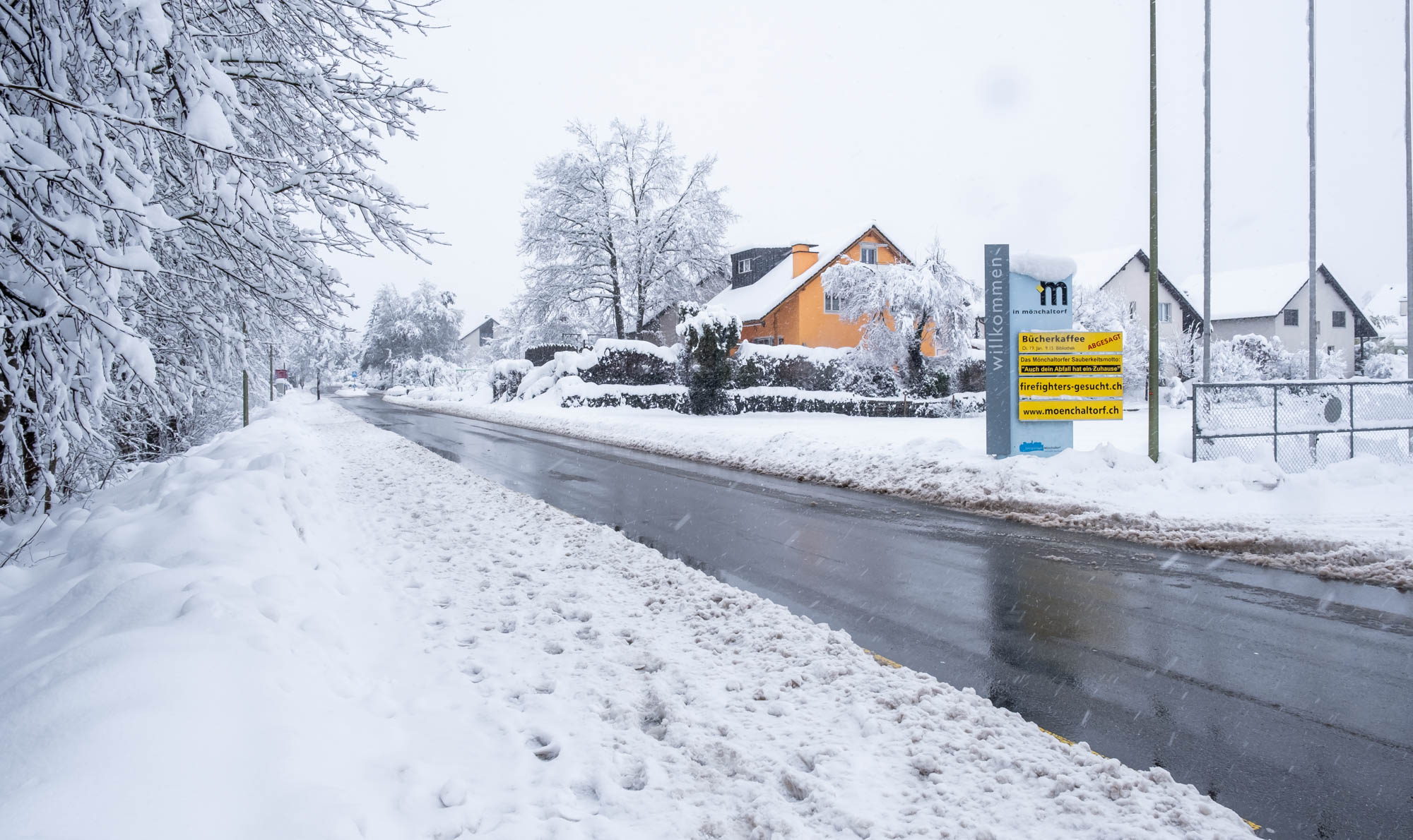 Winterzauber im Dorf