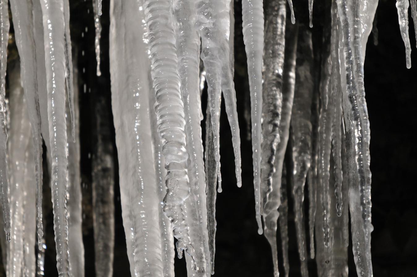 Eiszapfen von Nahem am 16. März 2013