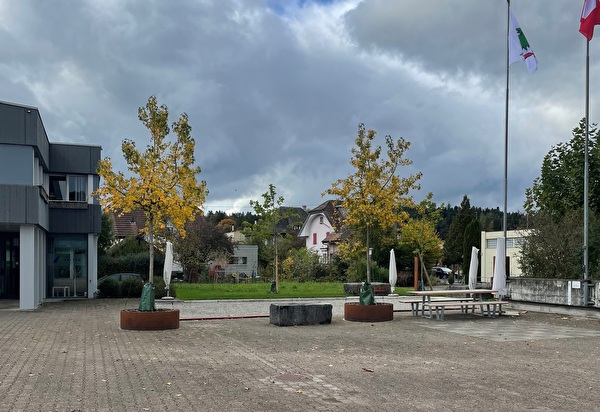 Pétanque-Platz und Umgebung