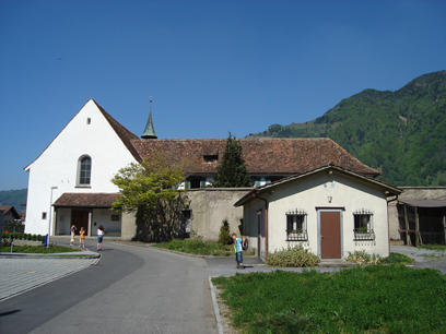 Das Kloster wurde im 17. Jahrhundert erbaut und bis ins Jahr 1996 von den Kapuzinern bewohnt. Heute ist es das geistige Zentrum der syrisch-orthodoxen Christen in der Schweiz. 
