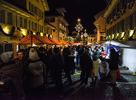 Weihnachtsmarktstand