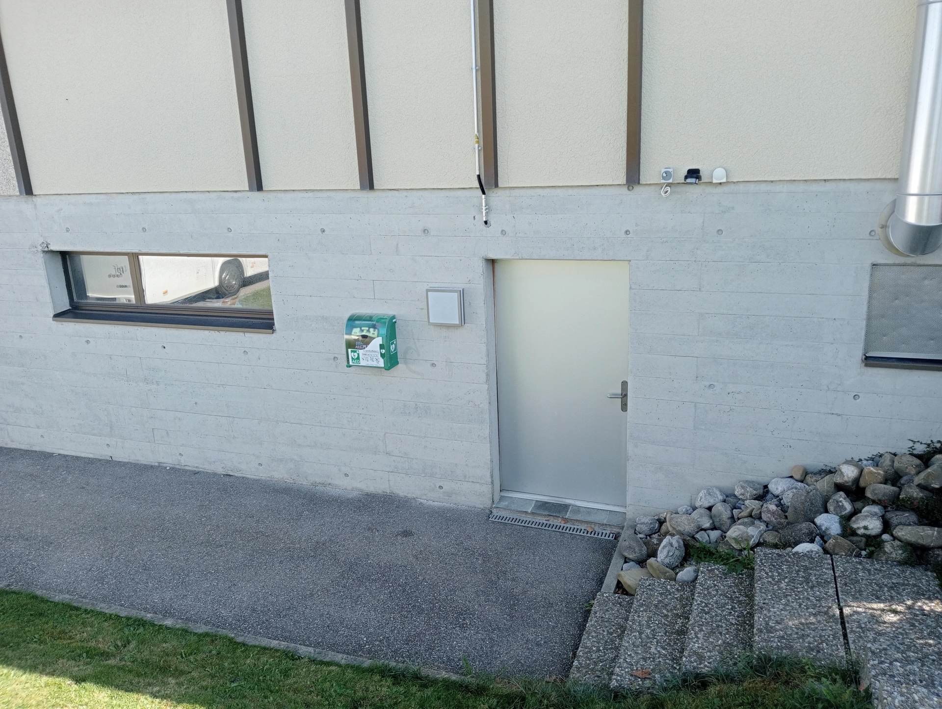 défibrillateur bâtiment