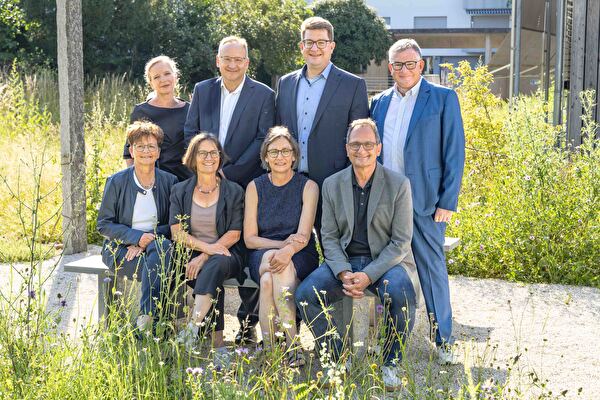 Gemeinderat mit Leiter Gemeindeverwaltung Aesch im Juli 2024