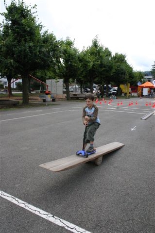 ... auch mit etwas anderen Fahrzeugen ist der Parcours eine Herausforderung ...