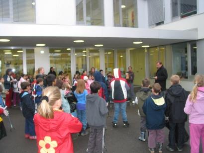 Begrüssung bei der ISB Aesch durch Gemeinderat Paul Svoboda. 