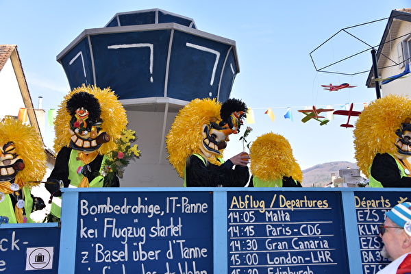 Waggiswagen an der Aescher Fasnacht