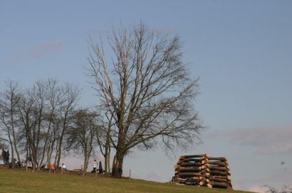Dem morgendlichen Feuerteufel zum Trotz stand es am Abend pünktlich und gross für seinen wichtigen Einsatz bereit.