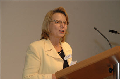 Begrüssung durch Gemeindepräsidentin Marianne Hollinger.