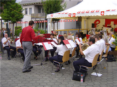 Der Musikverein Aesch gibt den Auftakt
