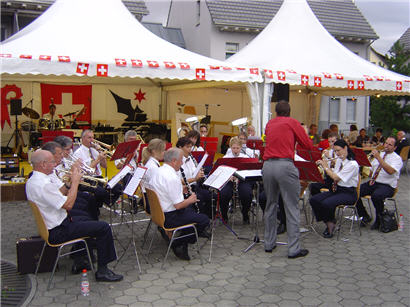 Der Musikverein Aesch gibt den Auftakt