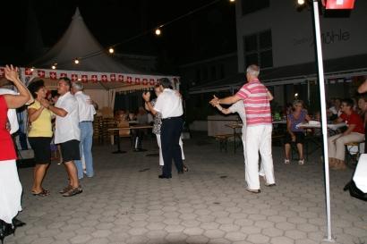 heiterer Tanz