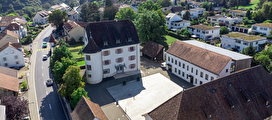 Drohnenfoto des Gemeindezentrums