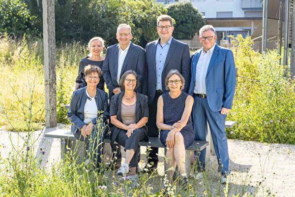 Gruppenfoto des Gemeinderats 