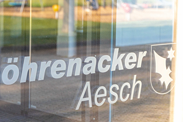 Foto einer Scheibe der Löhrenackerhalle