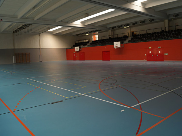 Sporthalle