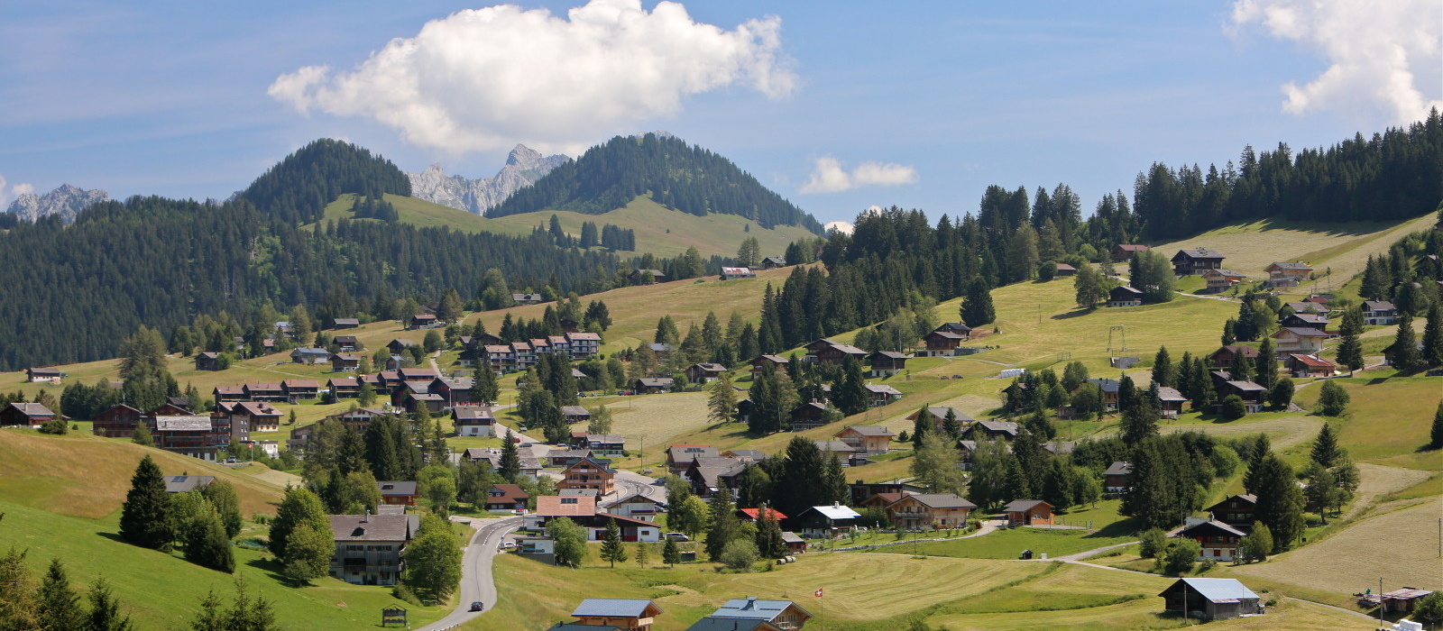 Les Mosses été village