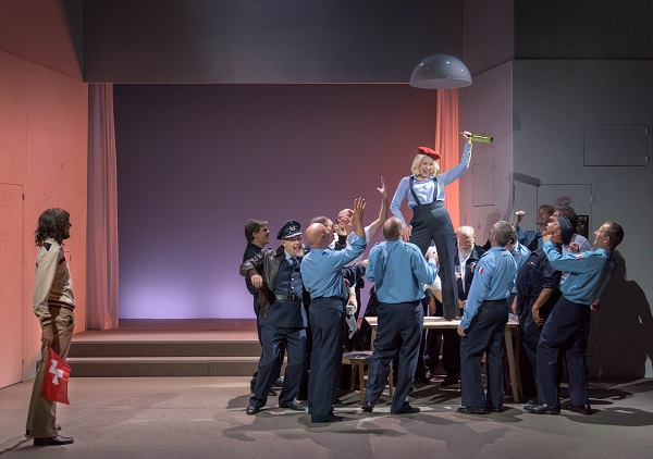 Szene aus einer Aufführung des Theaters Biel Solothurn