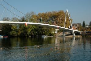 Dreibeinkreuzbrücke