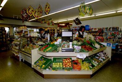 Im Volg-Laden in Hörhausen können Sie sich mit Lebensmitteln und allerlei Nützlichem für den täglichen Gebrauch eindecken.