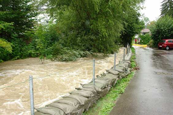 Hochwasser Allmendstrasse