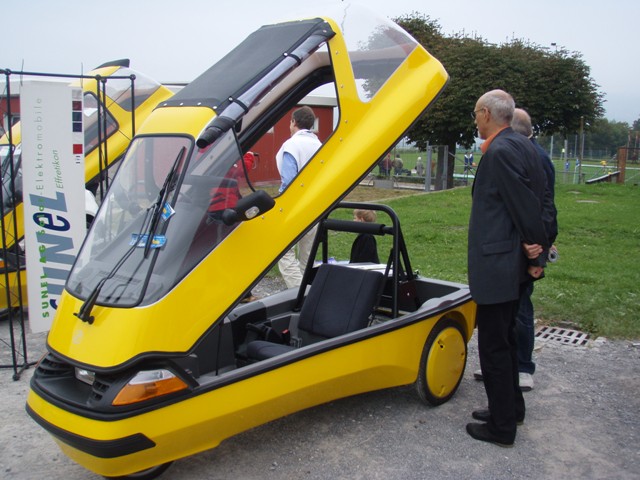 Sunel: das Solar-Elektrofahrzeug aus Effretikon stellt sich vor.
