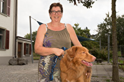 Beatrice Dick mit Hund