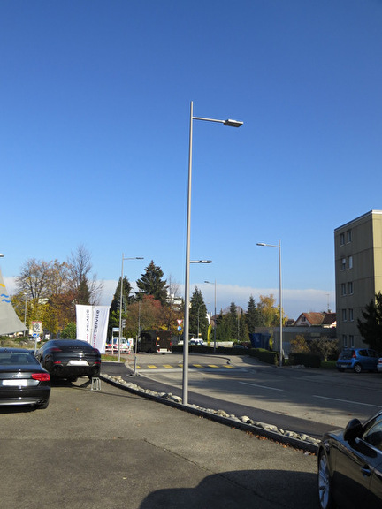 Neue Leuchten Schulstrasse