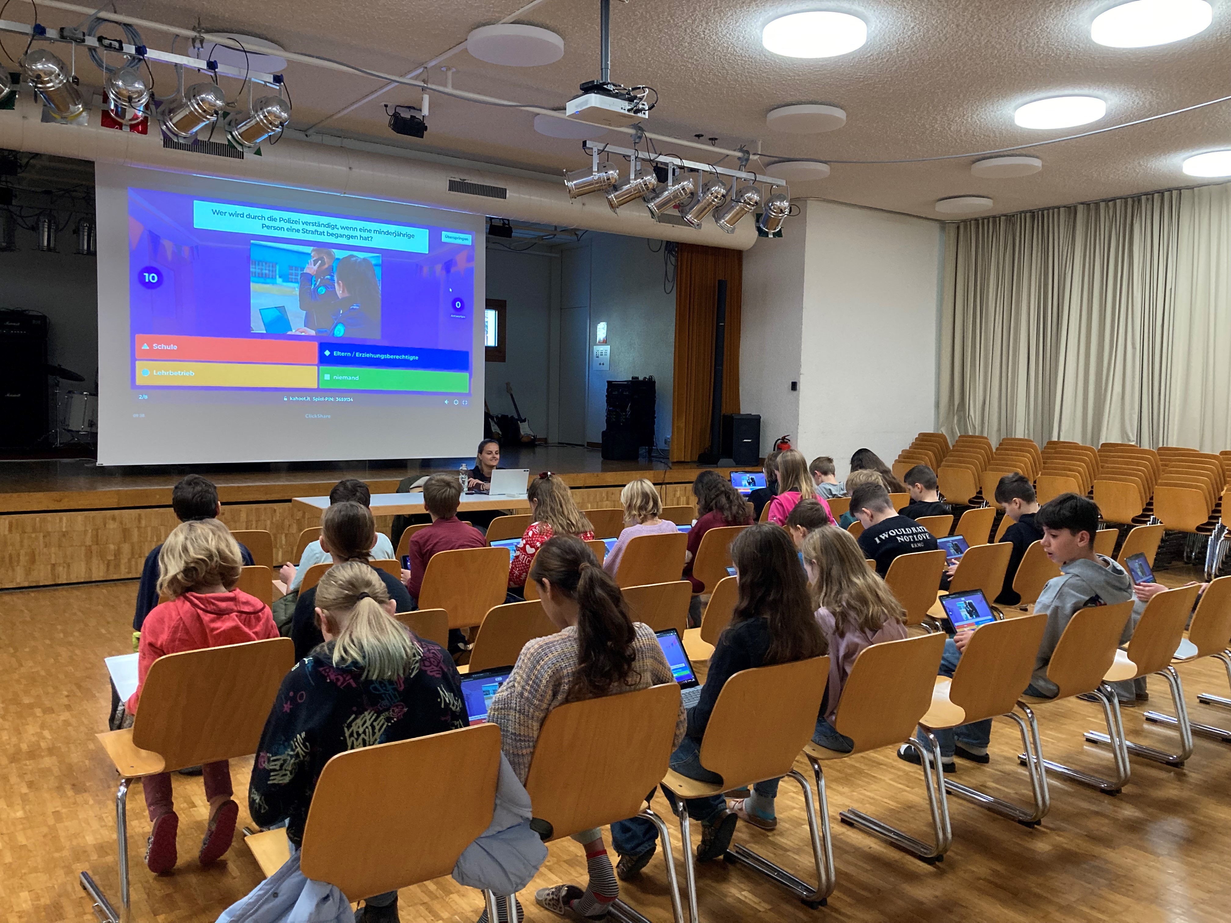 Medienpräventation Aula