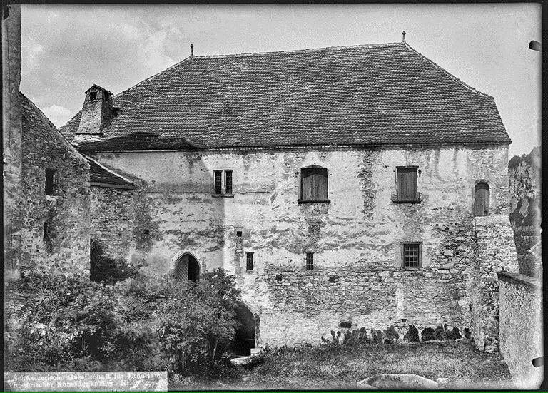 Nach dem Städtlibrand 1811 diente es einige Zeit sogar als Schulhaus.